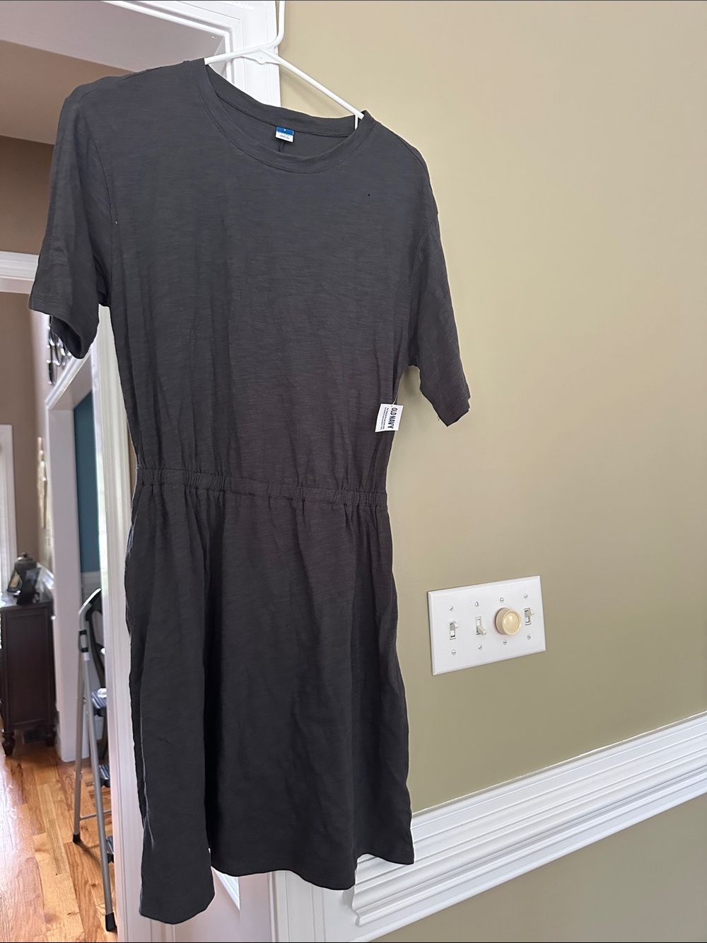 Women Short Sleeve Black Knit Dress